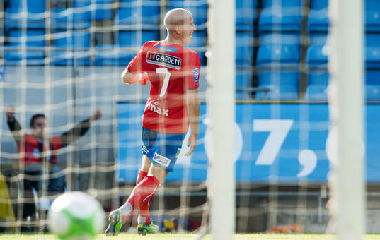 5-1, Mattias Lindström, Helsingborg, blir historisk just
