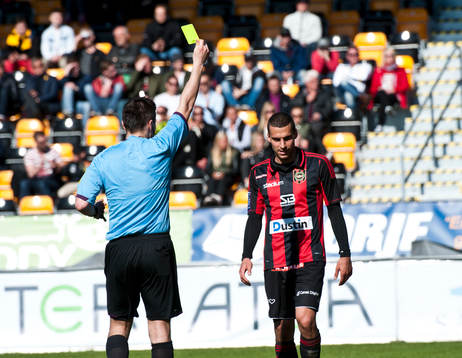 Gul kort till Panajotis Dimitriadis, Brommapojkarna, domare
