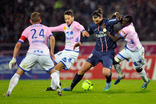 Fotboll, Franska ligan, Evian Thonon - PSG