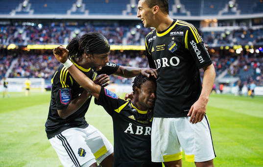 Martin Kayongo-Mutumba, Kennedy Igboananike och Nabil