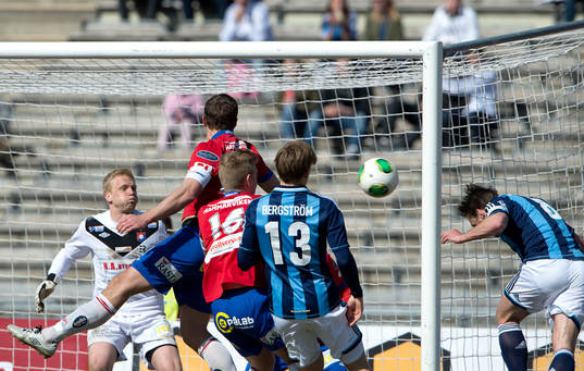 Andreas Johansson, Djurgården gör matchens enda mål på