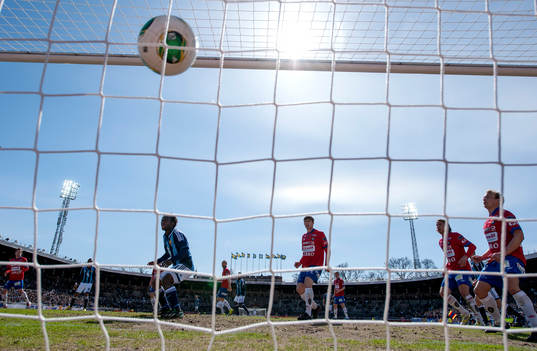 Andreas Johansson, Djurgården gör matchens enda mål på