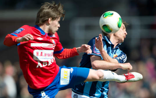 Andreas Johansson, Djurgården får en spark av en
