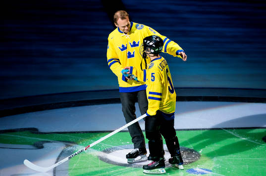 Den fd landslagspelaren Nicklas Lidström deltar i