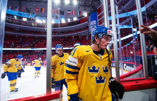 Bläddra bland fler bilder av Ishockey, VM, dag 1, Sverige - Schweiz