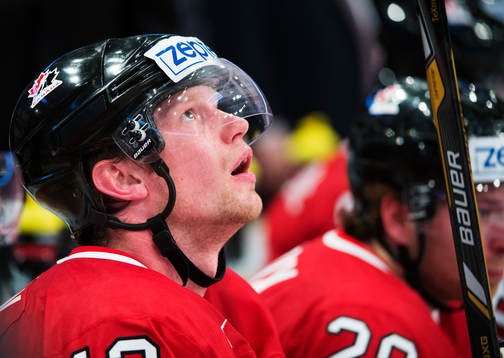 Kanadas Eric Staal i matchen mellan Kanada och Danmark