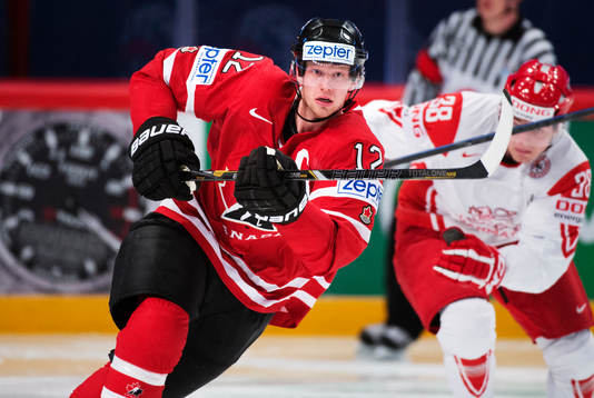 Kanadas Eric Staal i matchen mellan Kanada och Danmark