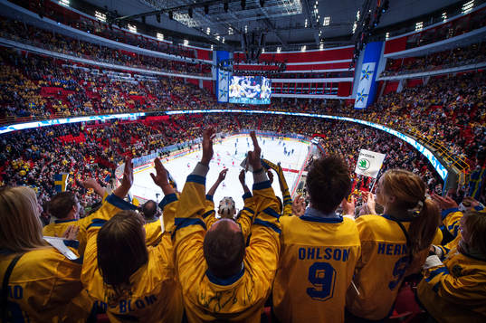 Bläddra bland fler bilder av Ishockey, VM, dag 2, Tjeckien - Sverige