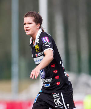 s nr 9 Hanna Folkesson i omgång 4 i Damallsvenskan mellan
