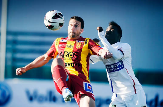 Syrianska nr 2 Suleyman Sleyman och Helsingborgs nr 25