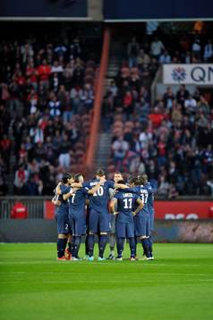 Equipe du PSG -  Hommage aux victimes de Furiani 1992 -