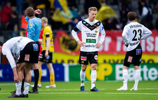 Mattias Håkansson, Mjällby, deppar