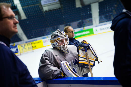 Jhonas Enroth