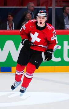 Schweiz Reto Suri jublar