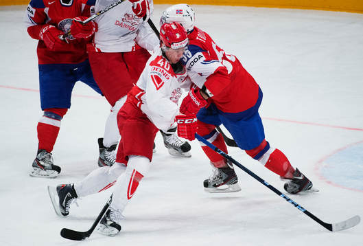 Danmarks Jesper Jensen stoppas av Norges Ole-Kristian