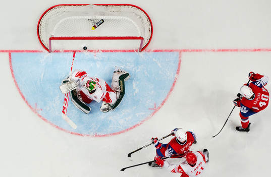 2-0-pucken från Norges Anders Bastiansen (ej i bild) går