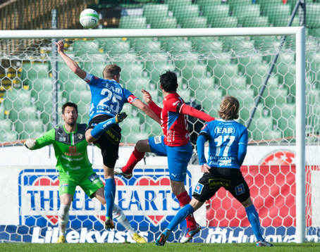 Pablo Pinones Arce, Öster, nick som Stojan Lukic,