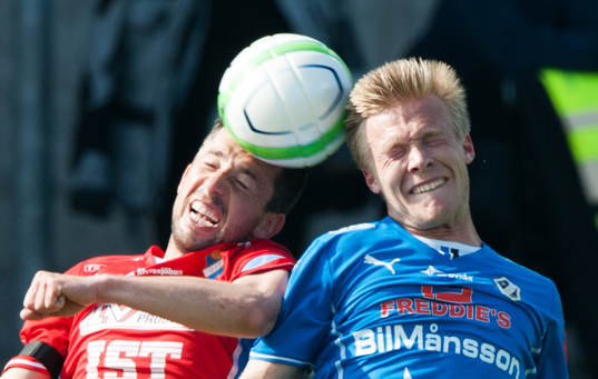 Bläddra bland fler bilder av Fotboll, allsvenskan, Halmstad - Öster