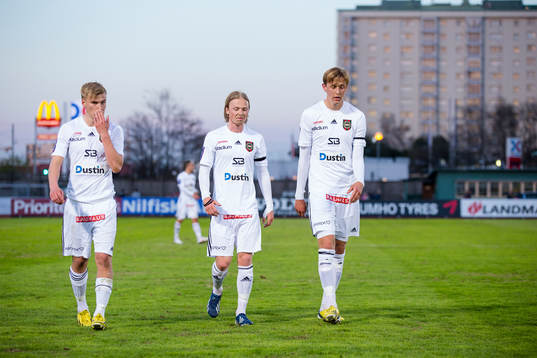 Deppigt i Brommapojkarna
