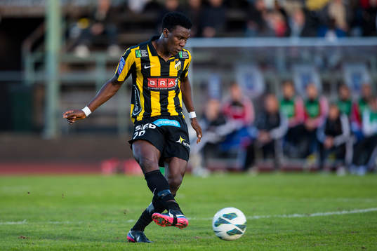 Dominic Chatto, Häcken