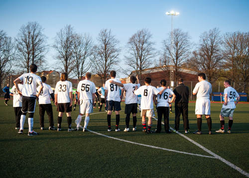 Spelarna i korplaget Handikappbadets FC tackar