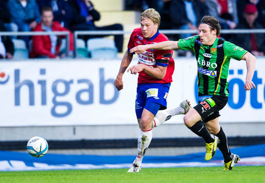 Oskar Wallén, Örgryte, jagas av Calum Angus, Gais