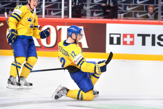 Sveriges Fredrik Pettersson jublar