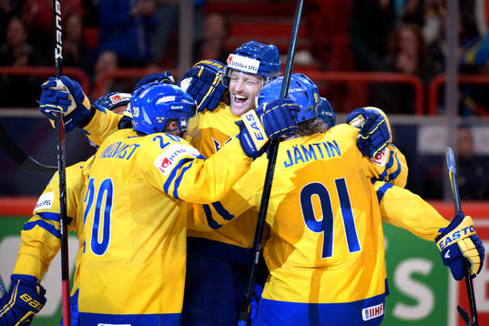 Sveriges Henrik Tallinder jublar