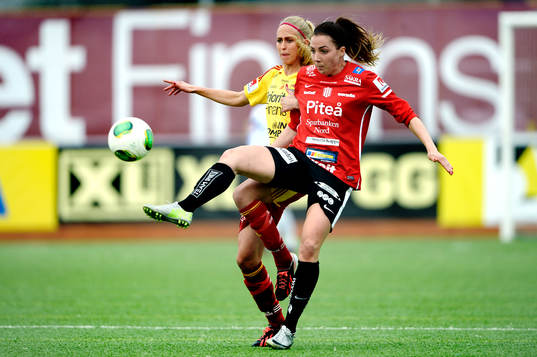 Bläddra bland fler bilder av Fotboll, Damallsvenskan, Tyresö - Piteå