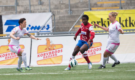 Therese Sjögran FC Malmö, Sarah Michael KIF Örebro och