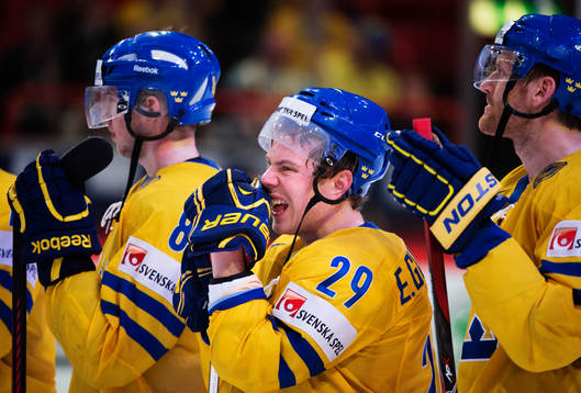 Sveriges Erik Gustafsson grimaserar