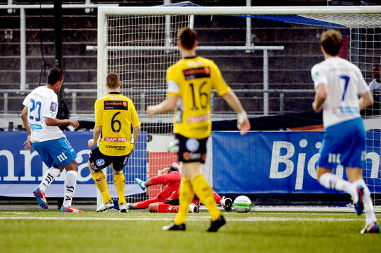 Isaac Kiese Thelin, Norrköping skjuter in 1-0 bakom Abbas