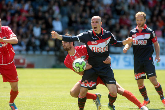 Faute et expulsion Benoit POULAIN sur Andrea RAGGI -