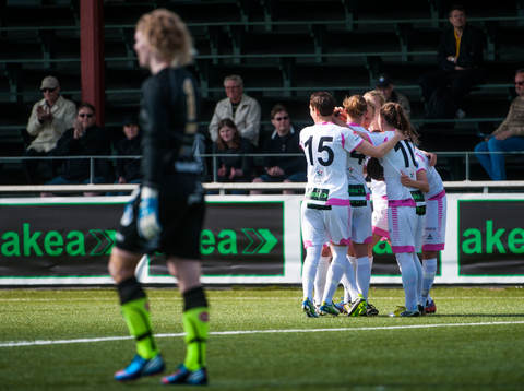 Ldb Malmö-spelarna jublar