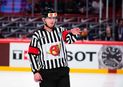 Domaren Marcus Vinnerborg dömde i matchen mellan Kanada