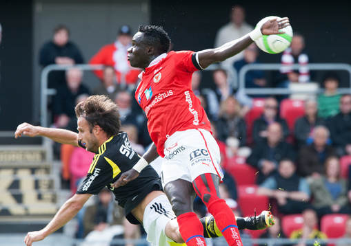 Helgi Danielsson, Kalmar och Papa Diouf, Kalmar. Hands