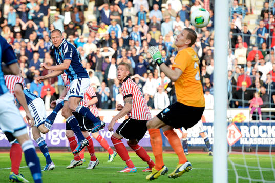Mattias Östberg, Djurgården, nickar in 3-2