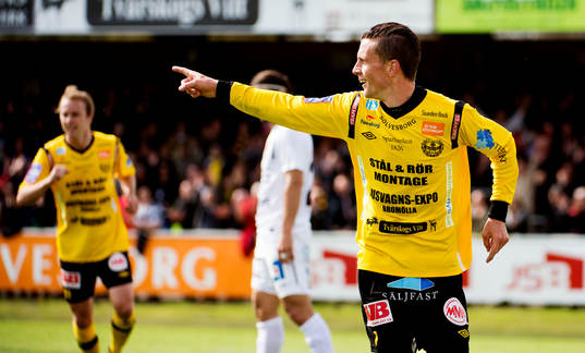 Bläddra bland fler bilder av Fotboll, Allsvenskan, Mjällby - Syrianska