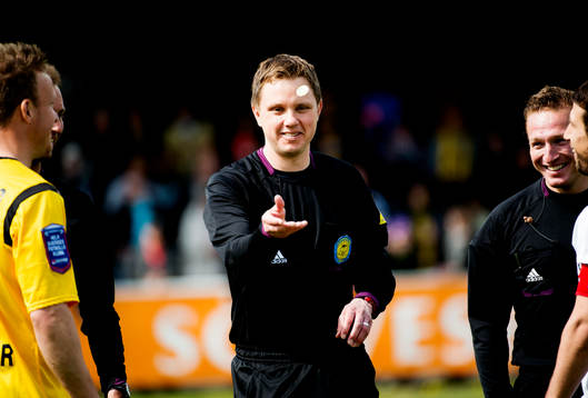 Markus Strömbergsson, domare, singlar slant
