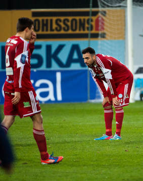 Martin Claesson, och Abdul Khalili, Värnamo, deppar