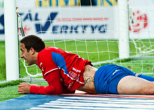 Kenny Pavey, ‚Ä¶ster, domaren blÅíste offside,