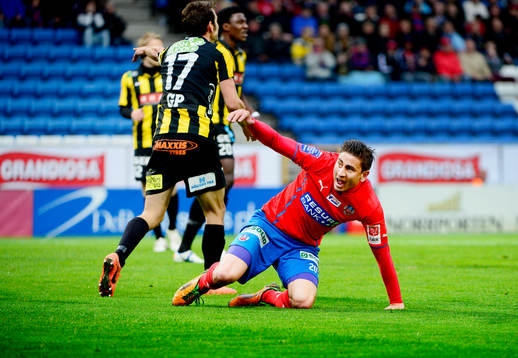Häckens Björn Anklev och Helsingborgs Alejandro Bedoya