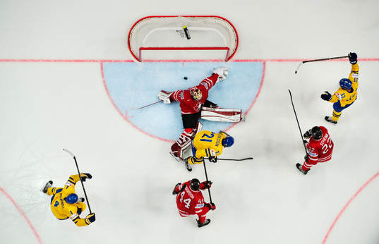 Sveriges Staffan Kronwall, Loui Eriksson och Henrik Sedin