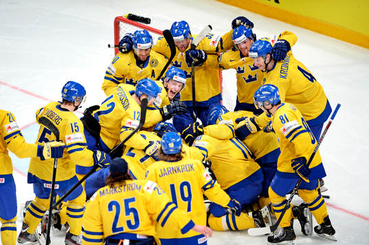 Bläddra bland fler bilder av Ishockey, VM, dag 14, kvartsfinal, Kanada - Sverige
