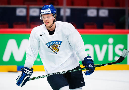Mikael Granlund på Finlands träning