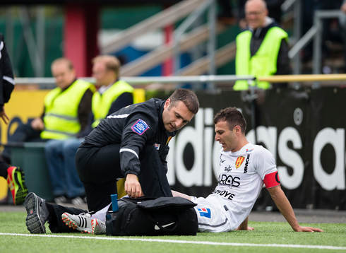 Sharbel Touma, Syrianska lindas om med bandage runt