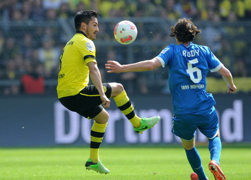 v.l. Ilkay Guendogan, Sebastian Rudy (Hoffenheim)