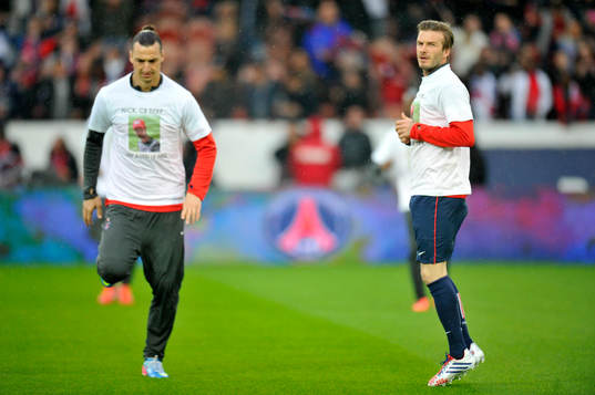 Zlatan IBRAHIMOVIC / David BECKHAM ( t shirt hommage a nIck