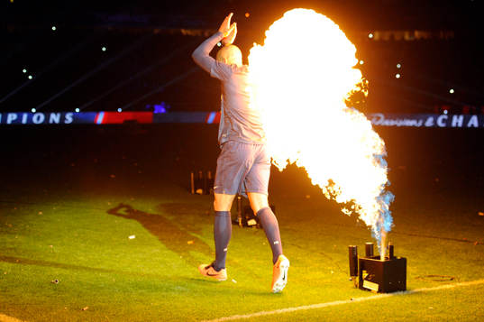 ALEX prend feu - 18.05.2013 - Paris Saint Germain / Brest -