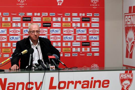 Jacques ROUSSELOT en conference de presse d apres match  -